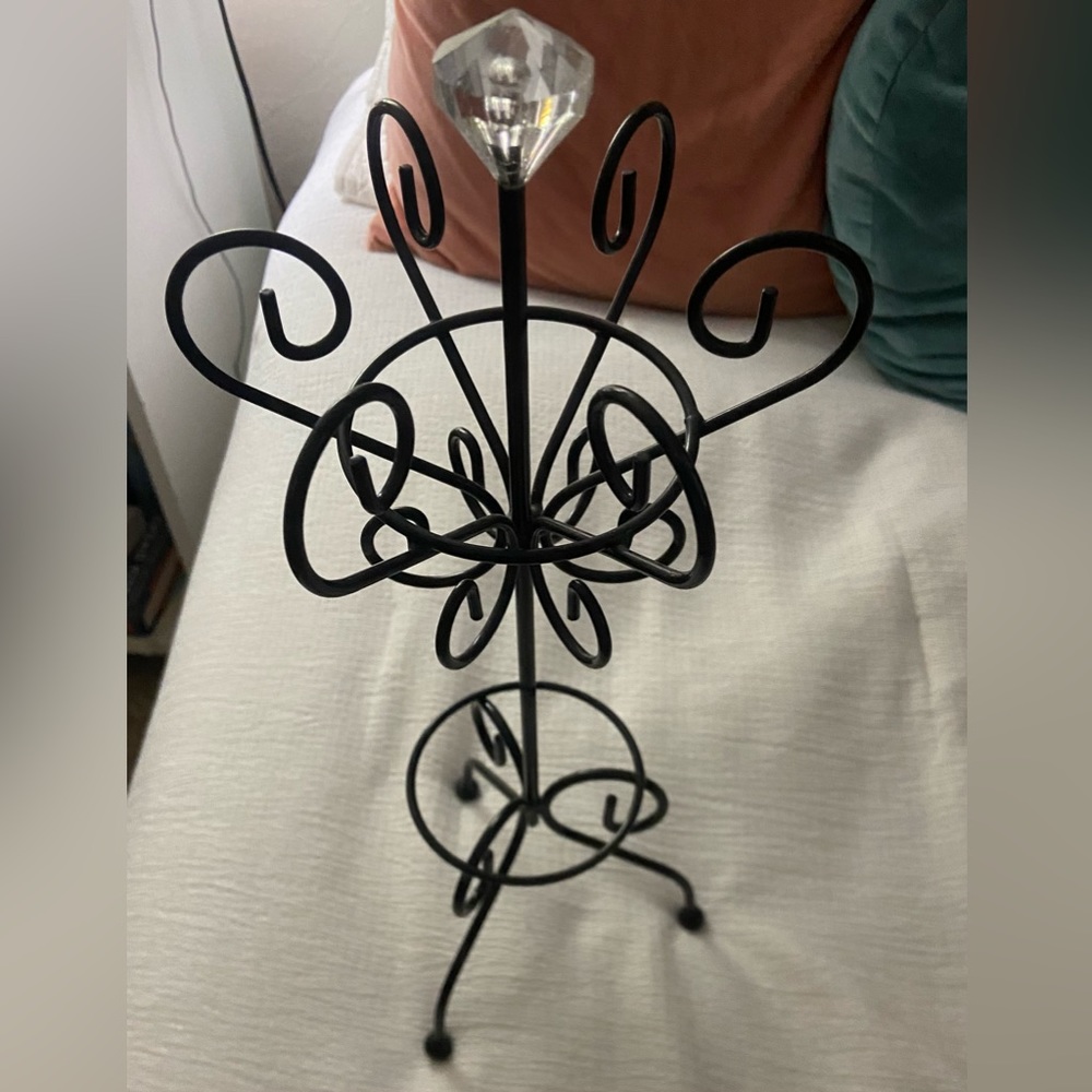 Jewelry holder